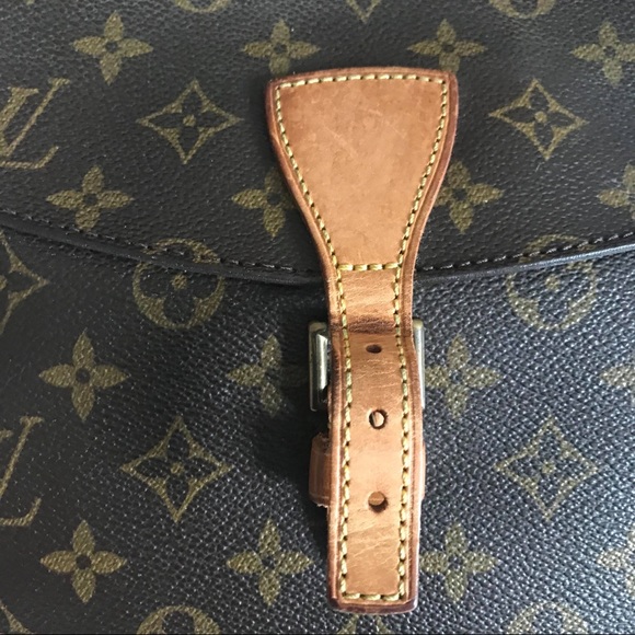 LV Vintage Jeune Fille Monogram crossbody - Picture 2 of 16